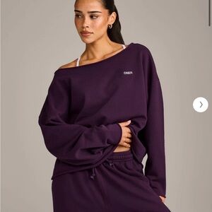 Oner active RAW CUT LOUNGE OFF-THE-SHOULDER SWEATSHIRT